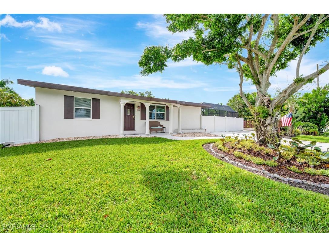 802 8th Court W Naples FL 34108 224070066 image9
