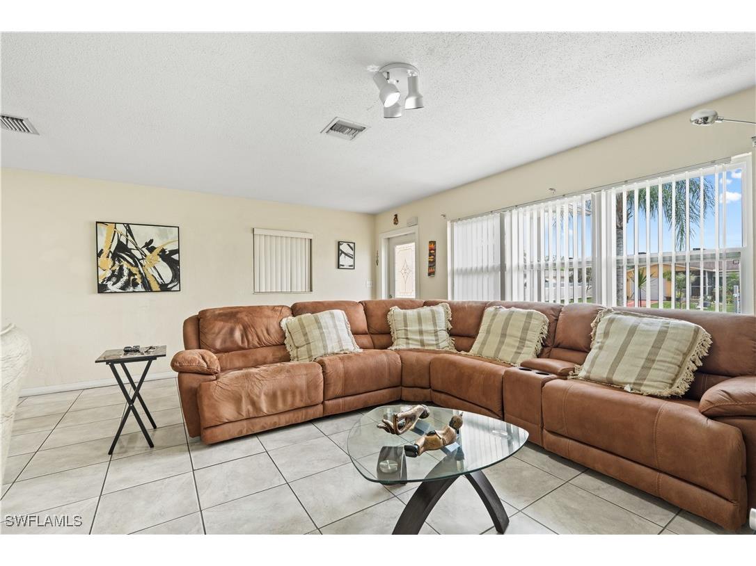 804 Alcala Avenue Lehigh Acres FL 33936 225052427 image3