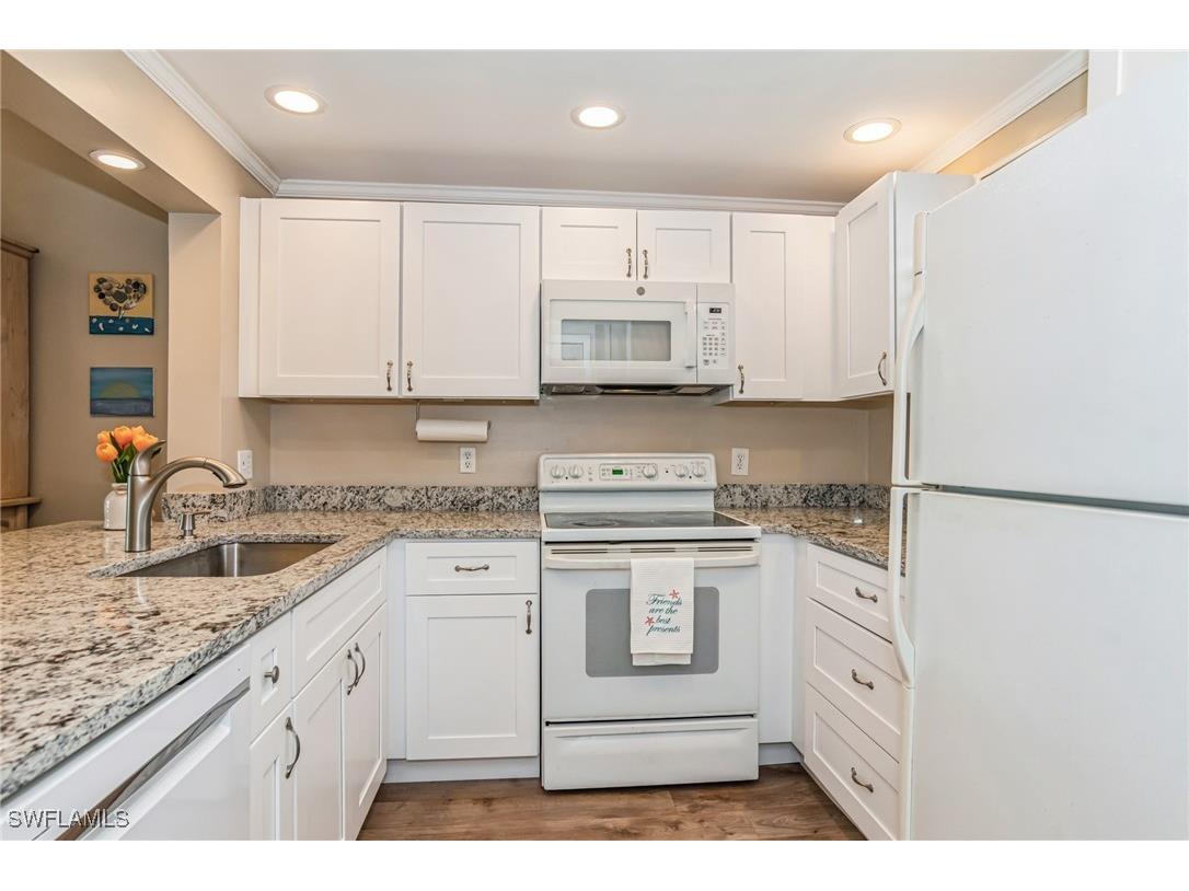 805 River Point Drive #202C Naples FL 34102 225043503 image6