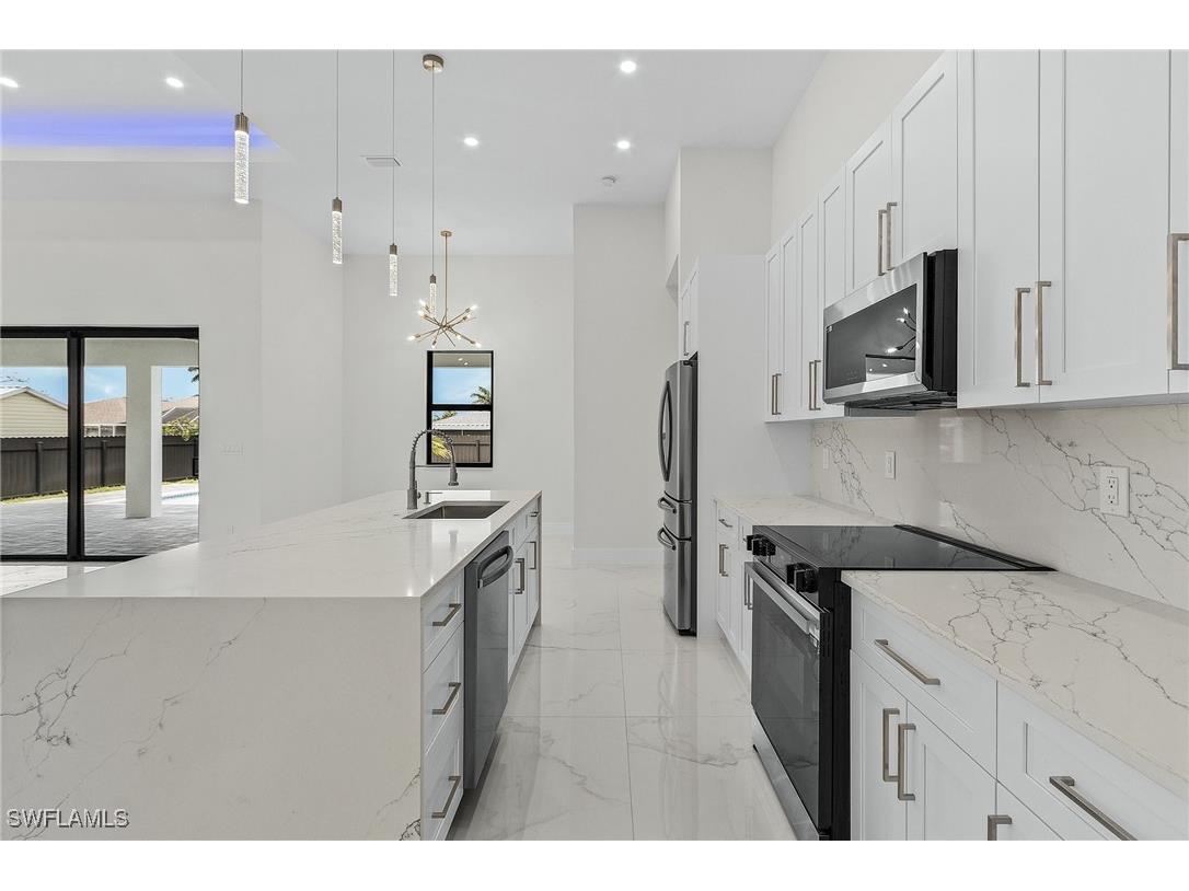 806 Santa Barbara Boulevard Cape Coral FL 33991 225041649 image11