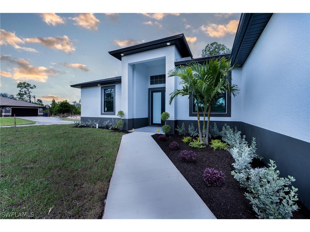 807 E 14th Street Lehigh Acres FL 33972 224047919 image1