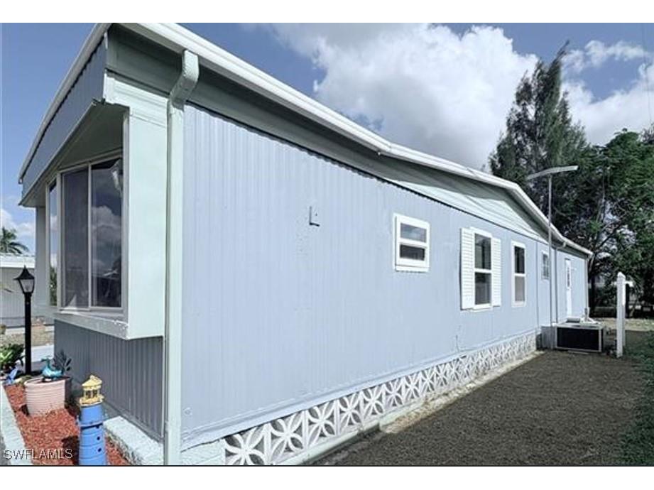 807 Homefolks Street North Fort Myers FL 33917 225052151 image1