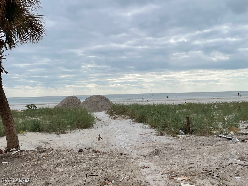 81 Mango Street Fort Myers Beach FL 33931 225012245 image6