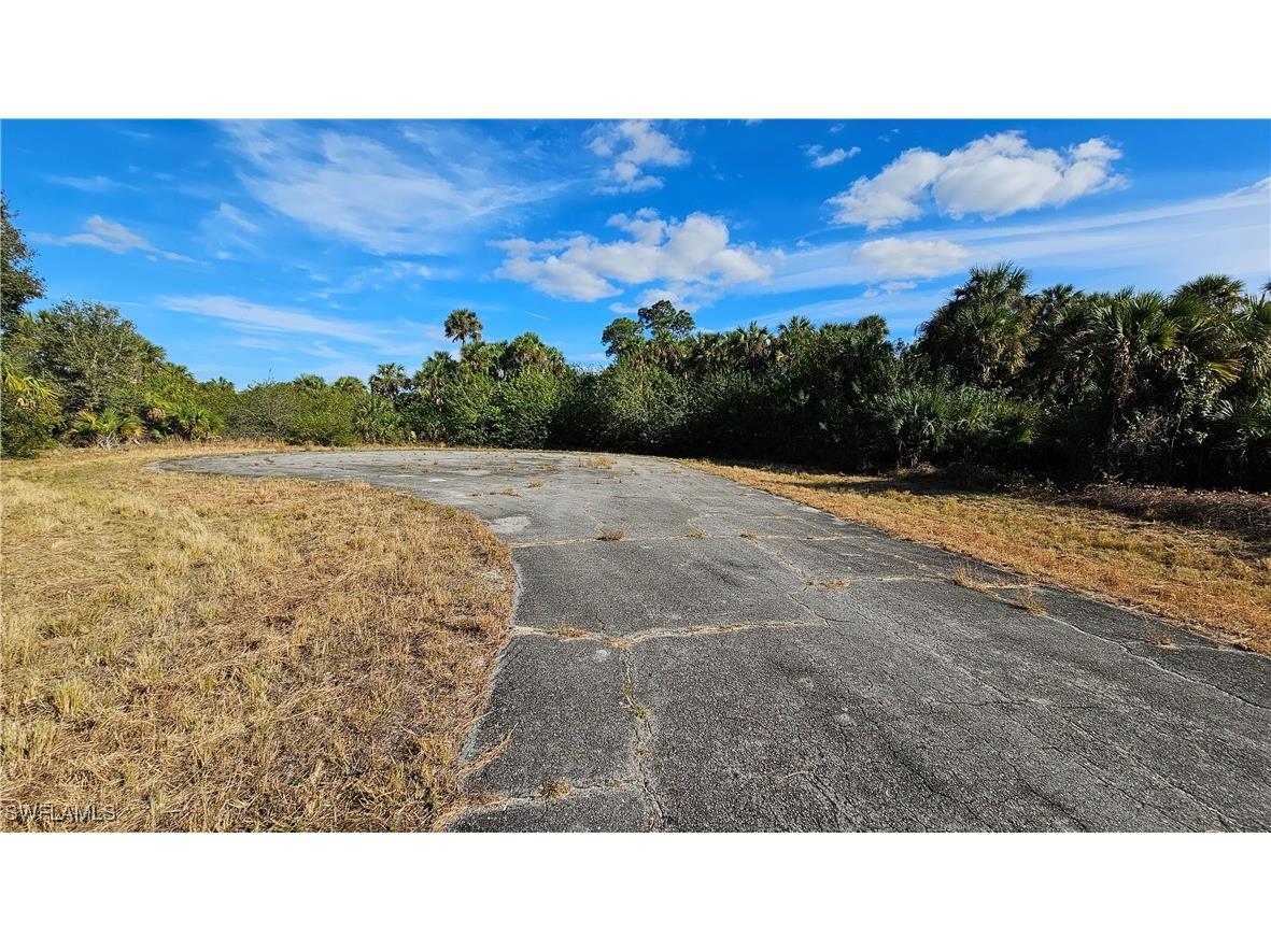 811 Opal Court Labelle FL 33935 225010528 image18