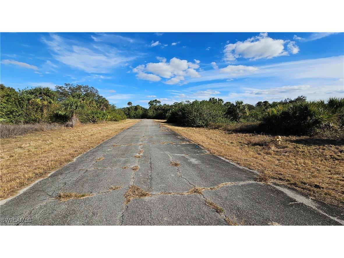 811 Opal Court Labelle FL 33935 225010528 image21