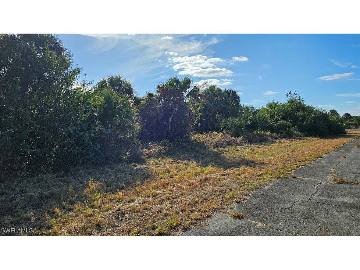 811 Opal Court Labelle FL 33935 225010528 image8