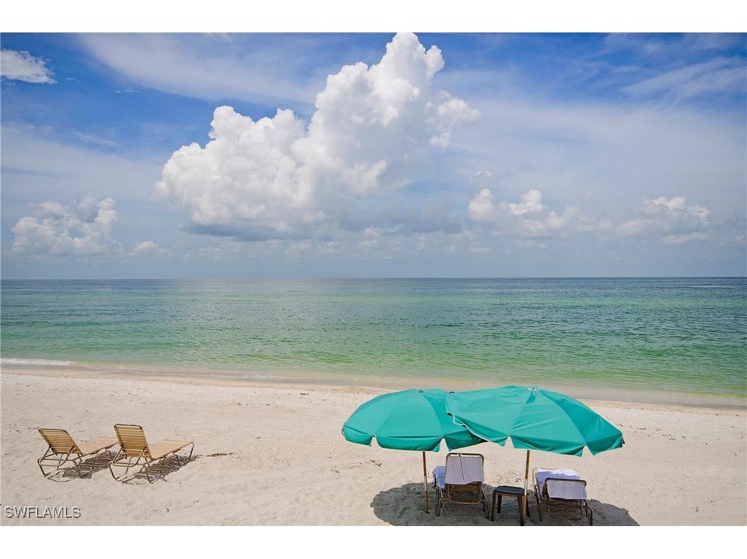 8111 Bay Colony Drive #1403 Naples FL 34108 225037228 image36