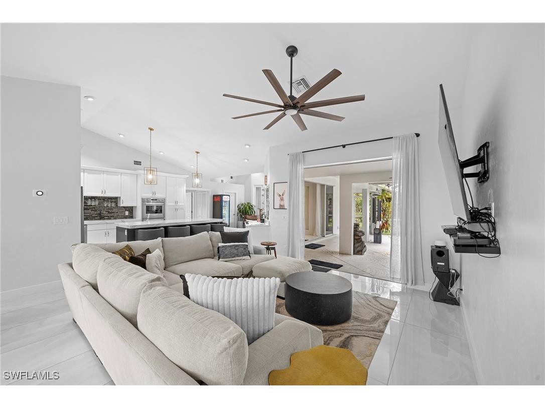 8139 Las Palmas Way Naples FL 34109 224089642 image6