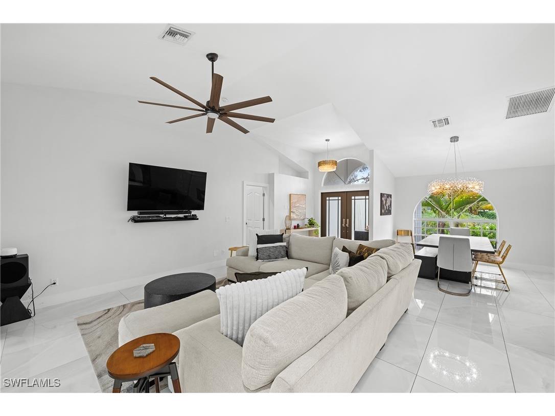 8139 Las Palmas Way Naples FL 34109 224089642 image7