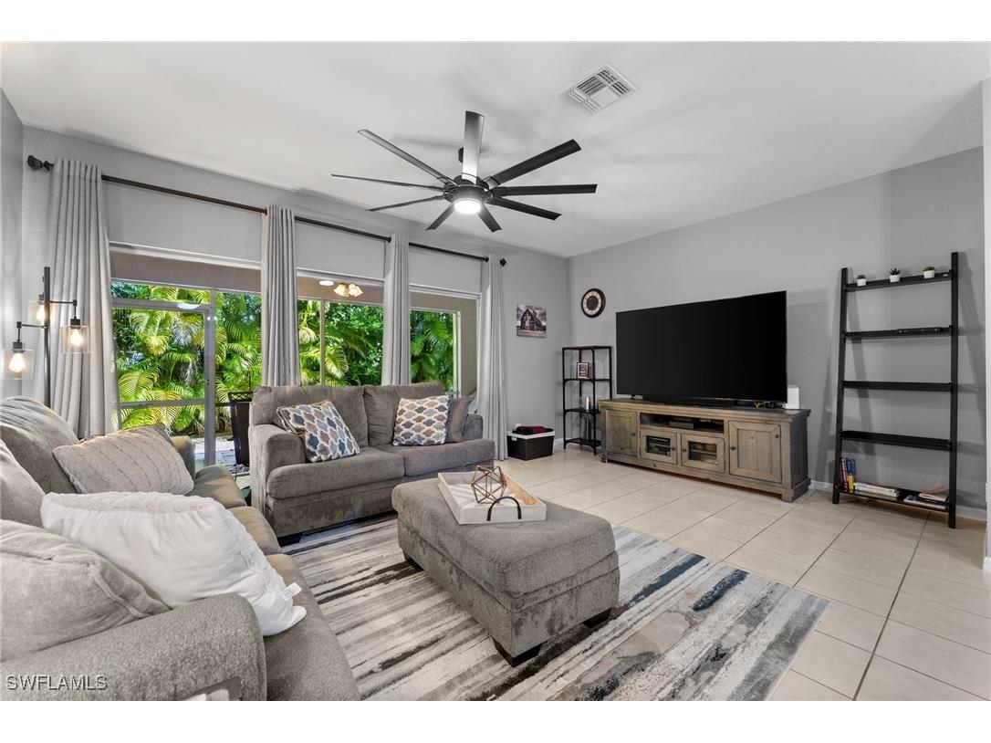 8163 Pacific Beach Drive Fort Myers FL 33966 225022732 image1