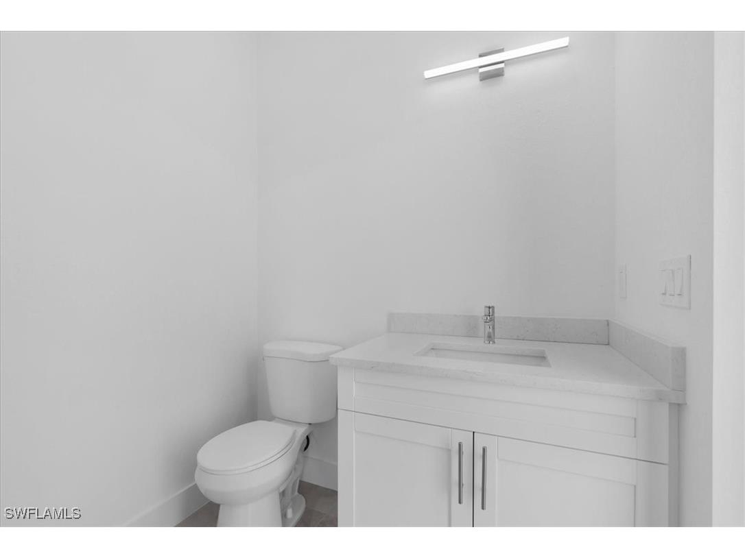 817 Jacaranda Parkway E Cape Coral FL 33909 224056004 image17