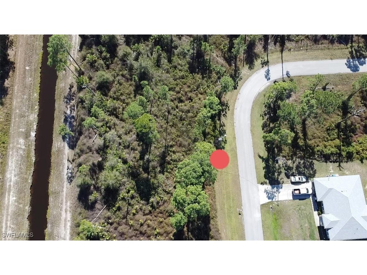 817 Pinecastle Drive Lehigh Acres FL 33974 224104154 image10