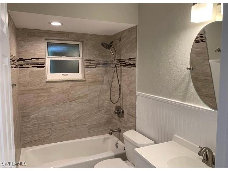 819 Courtington Lane #2 Fort Myers FL 33919 225025870 image4