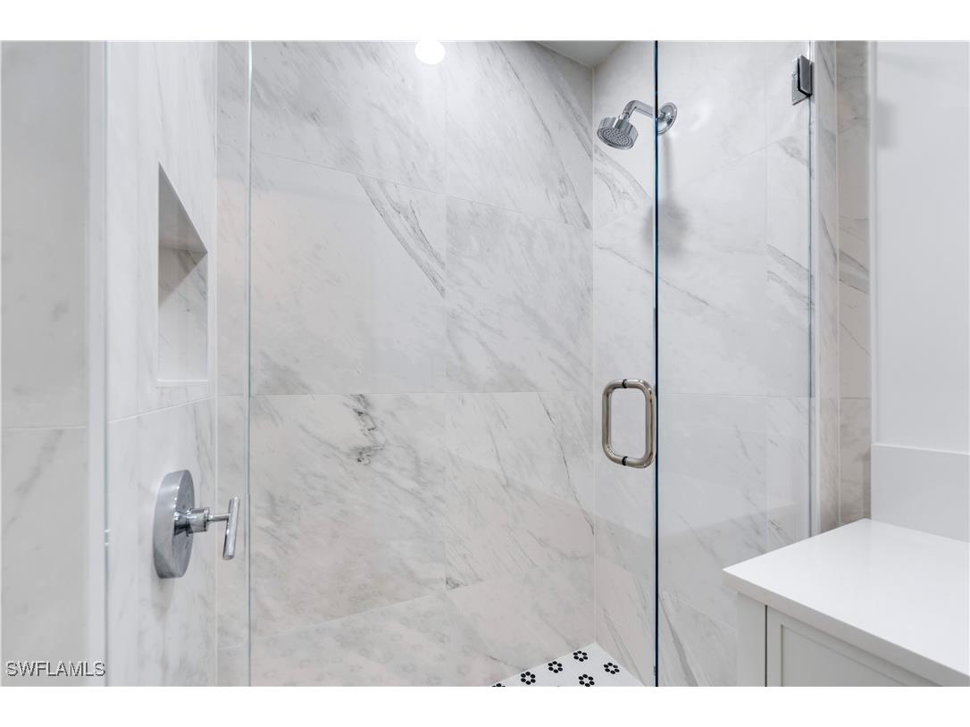 82 9th Street S #205 Naples FL 34102 224082223 image20