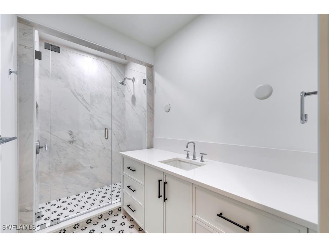 82 9th Street S #205 Naples FL 34102 224082223 image21