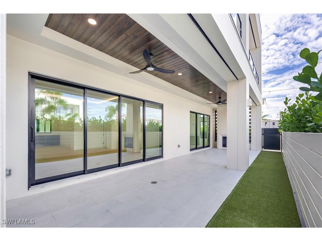 82 9th Street S #205 Naples FL 34102 224082223 image4