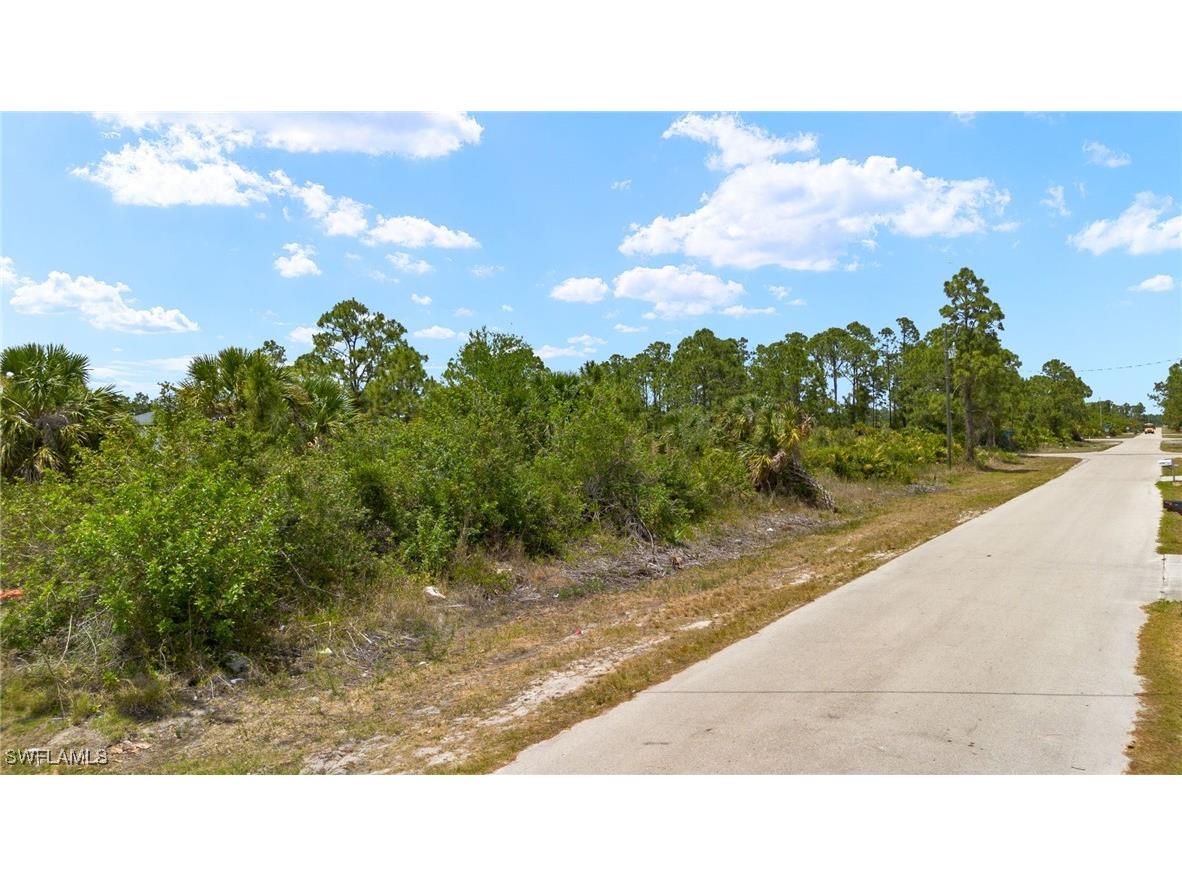 822 Holmes Avenue Lehigh Acres FL 33974 225043220 image1