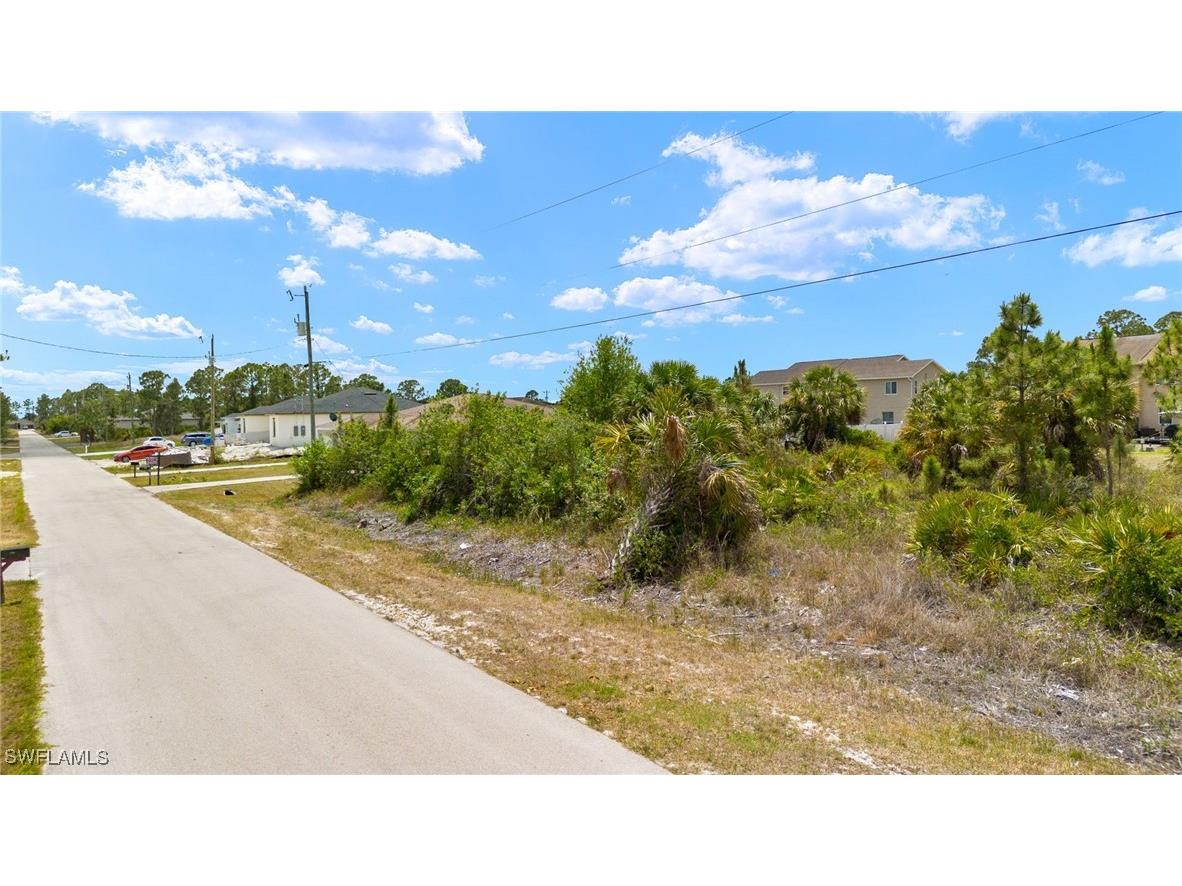 822 Holmes Avenue Lehigh Acres FL 33974 225043220 image2