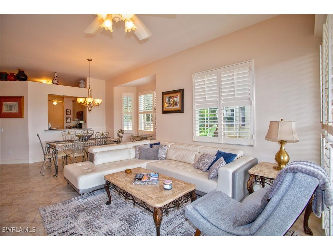 825 Bentwater Circle #101 Naples FL 34108 225046912 image10