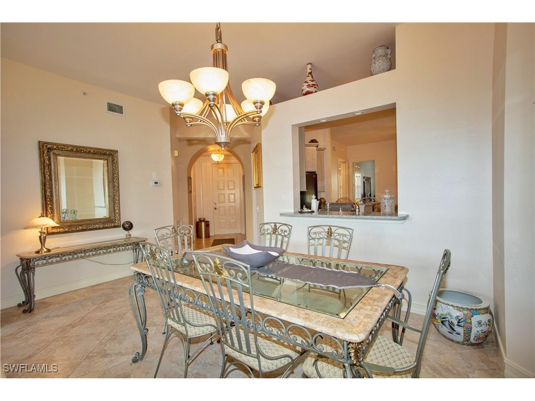 825 Bentwater Circle #101 Naples FL 34108 225046912 image14