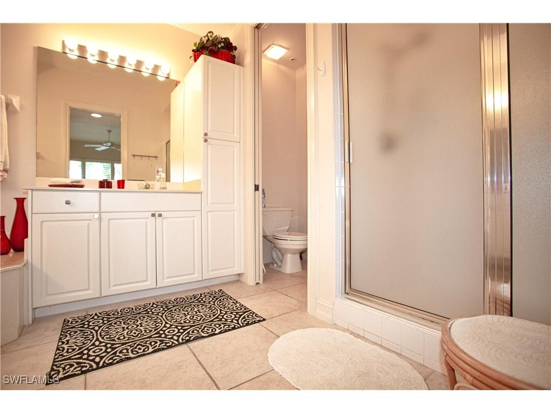 825 Bentwater Circle #101 Naples FL 34108 225046912 image26