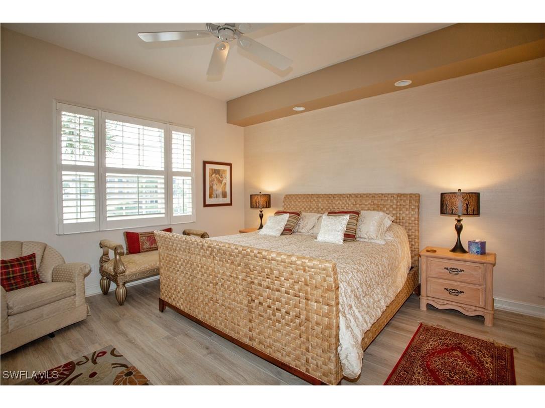 825 Bentwater Circle #101 Naples FL 34108 225046912 image30