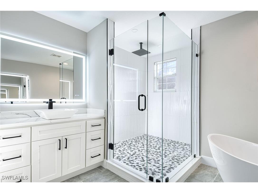 825 Regency Reserve Circle #3701 Naples FL 34119 224102630 image20