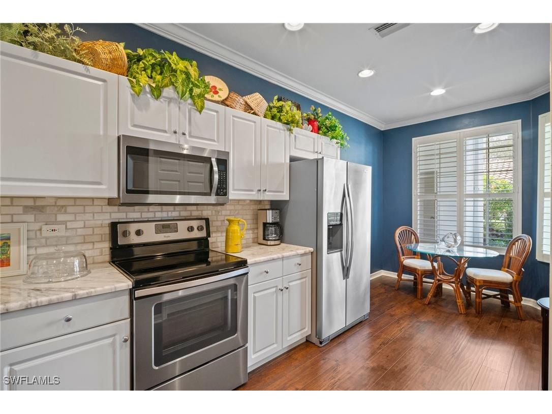 8253 Parkstone Place #7-106 Naples FL 34120 225018437 image4