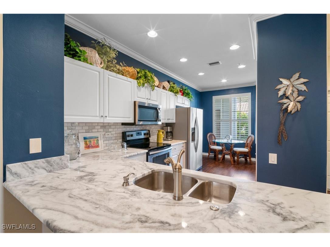 8253 Parkstone Place #7-106 Naples FL 34120 225018437 image8