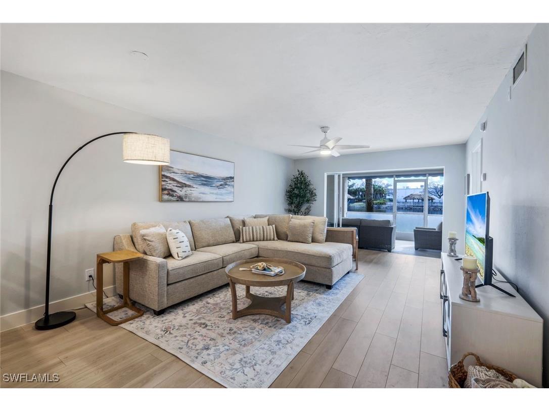 828 Gulf Pavilion Drive #106 Naples FL 34108 225007754 image1