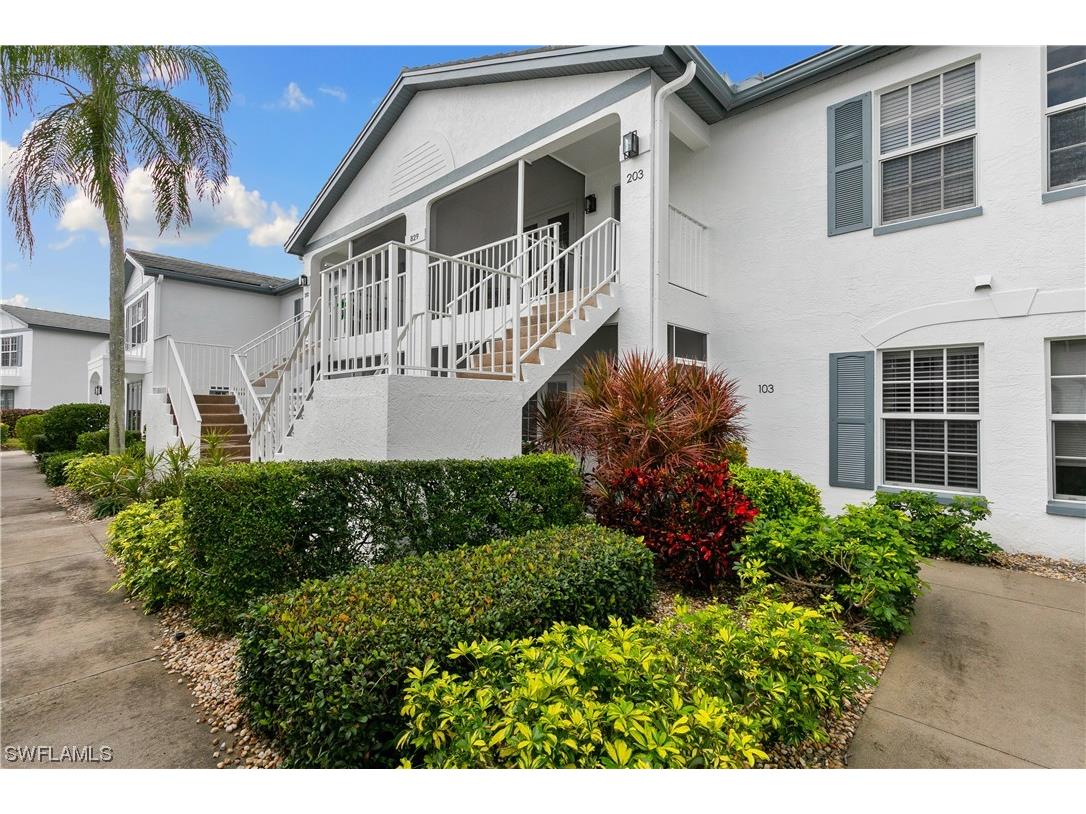 829 Tanbark Drive 103, Naples, FL, 34108 MLS 224006014 Edina Realty