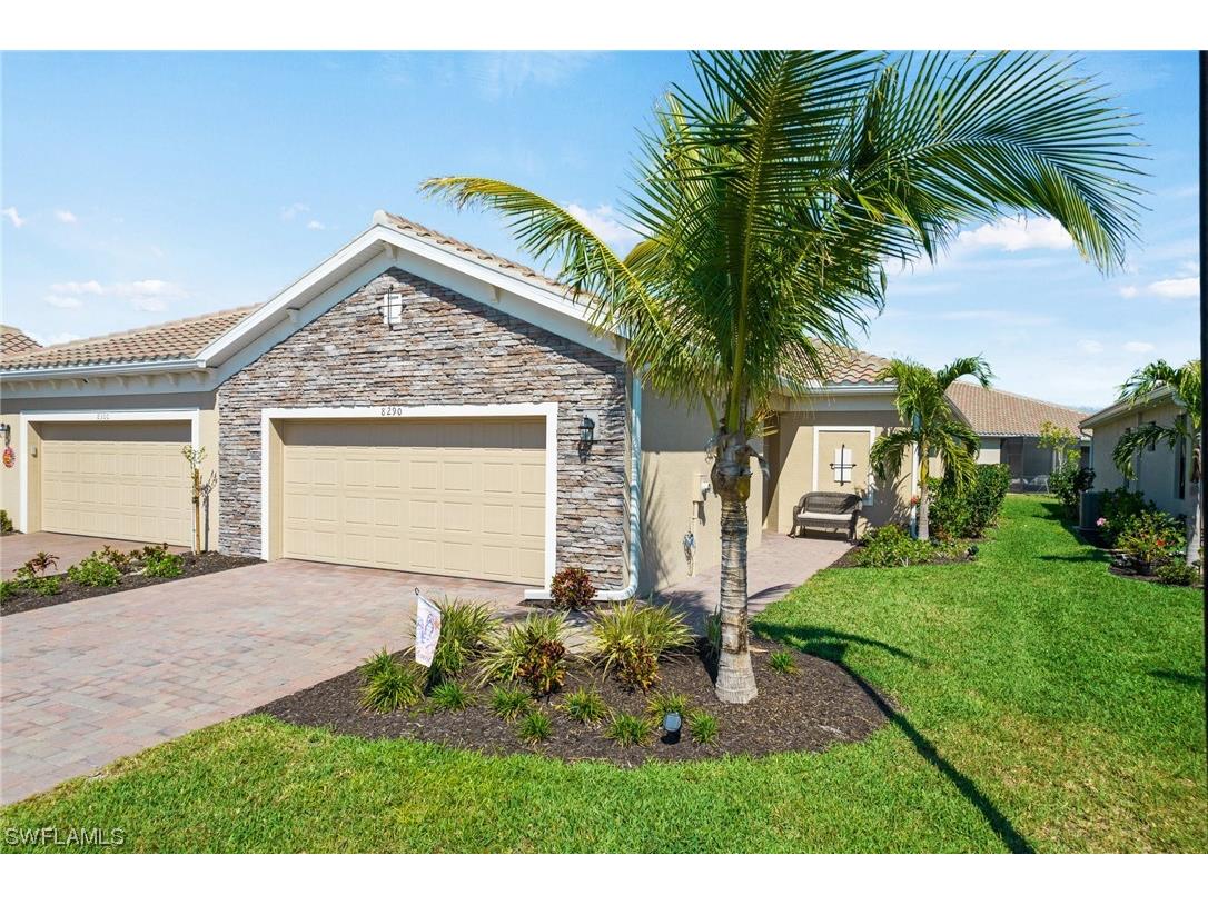 8290 Venetian Pointe Drive Fort Myers FL 33908 223015927 image1