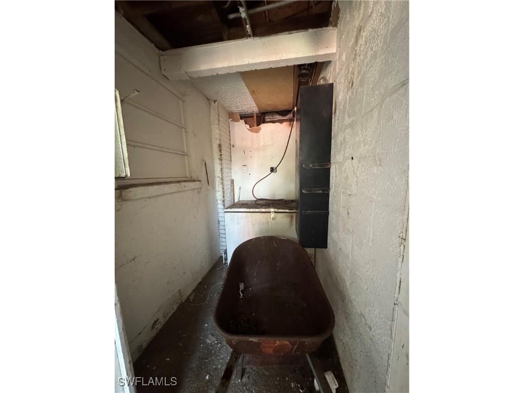 8306 Suncoast Drive North Fort Myers FL 33917 225008196 image3