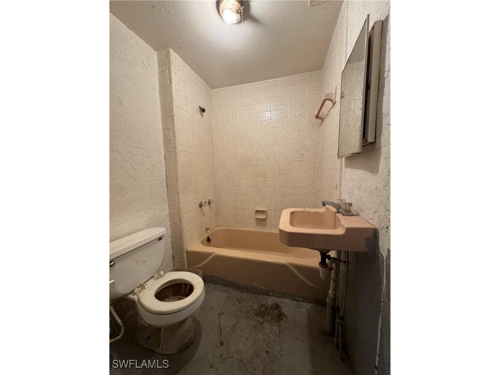 8306 Suncoast Drive North Fort Myers FL 33917 225008196 image9