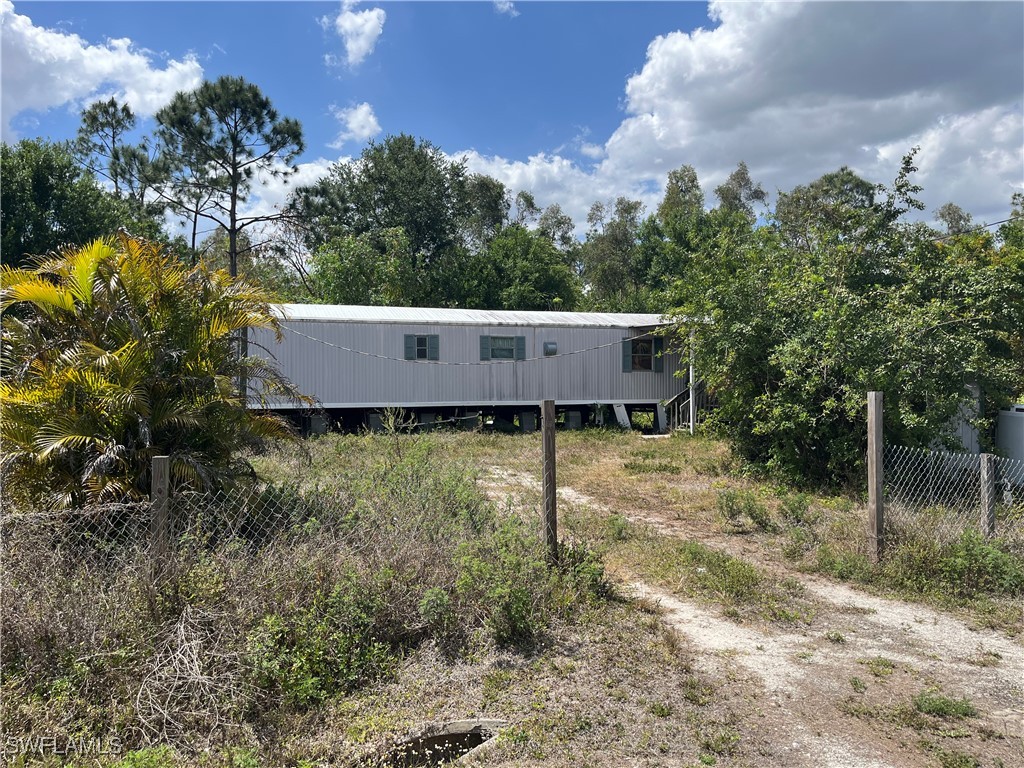 8352 Barbie Lane North Fort Myers FL 33917 225049893 image1