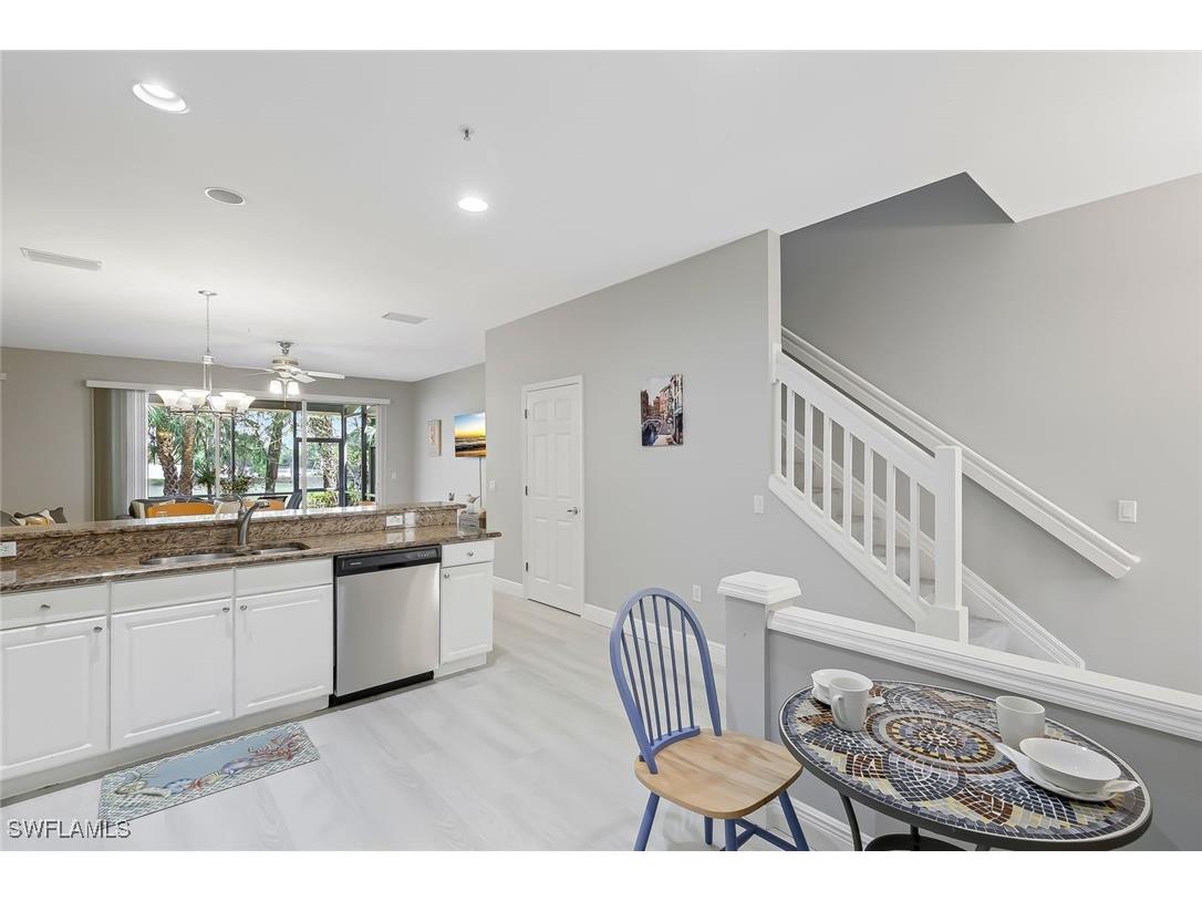 836 Hampton Circle #171 Naples FL 34105 225046982 image10