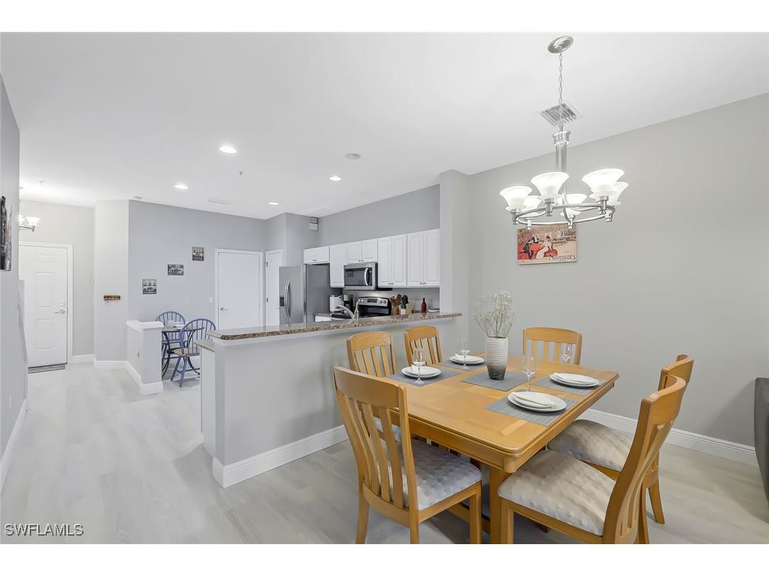 836 Hampton Circle #171 Naples FL 34105 225046982 image11