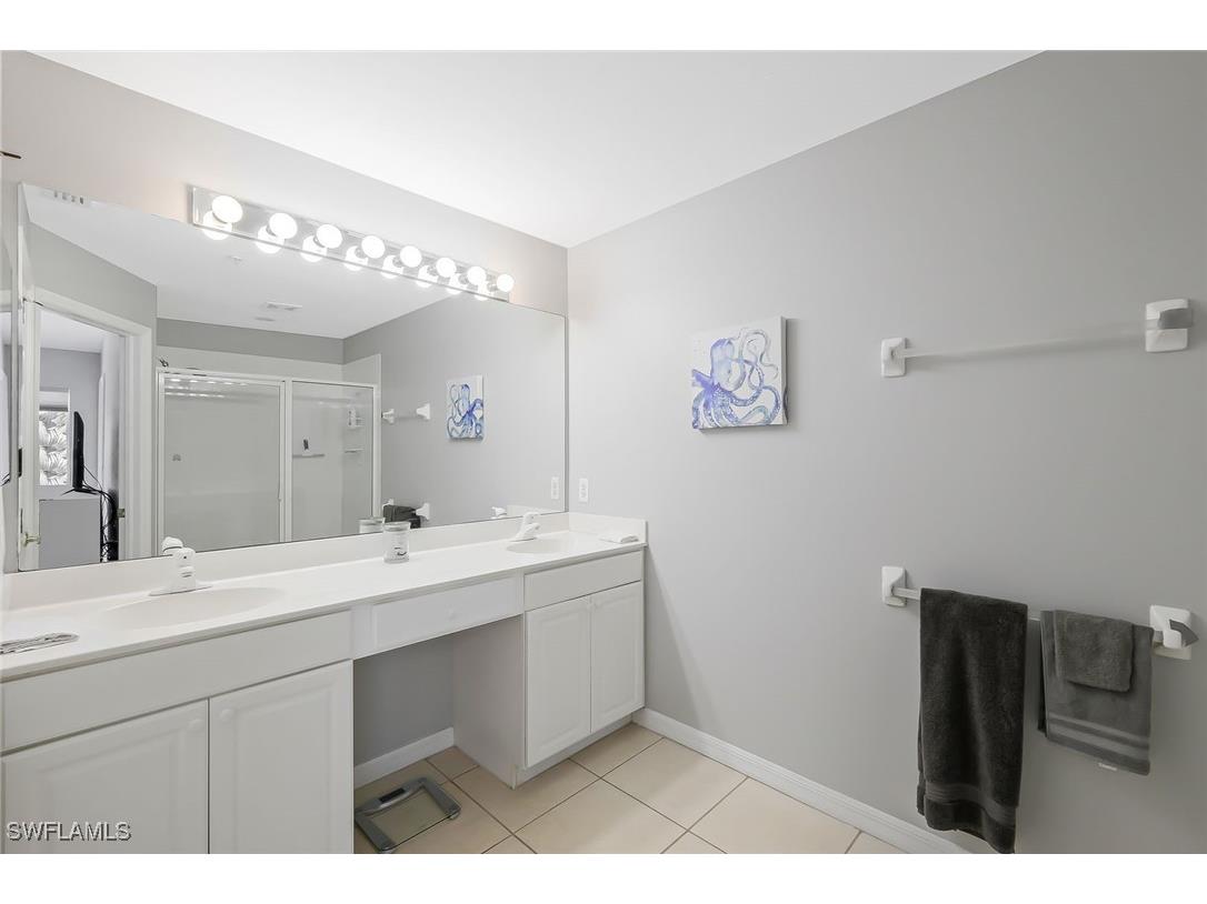 836 Hampton Circle #171 Naples FL 34105 225046982 image15