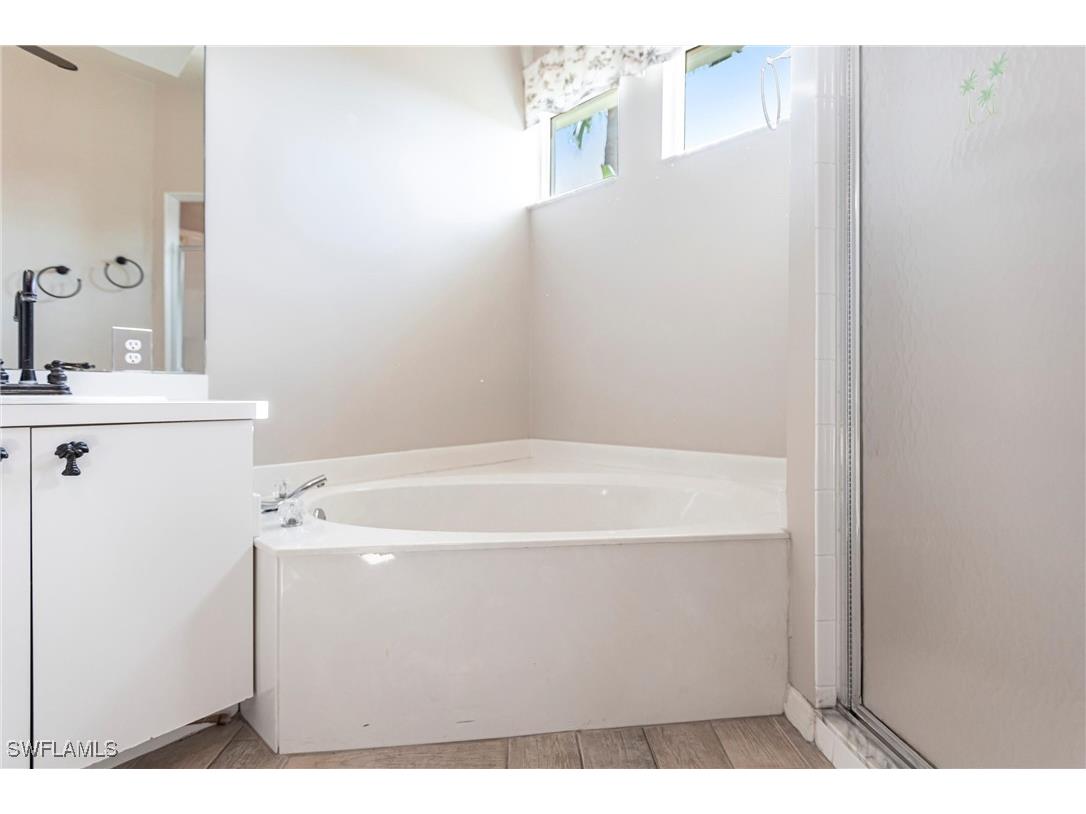 8361 Trentwood Court Fort Myers FL 33912 225005130 image27