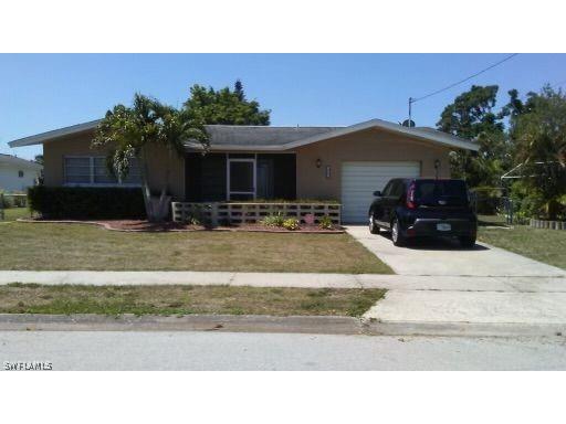 837 Hydrangea Drive North Fort Myers FL 33903 223010711 image1