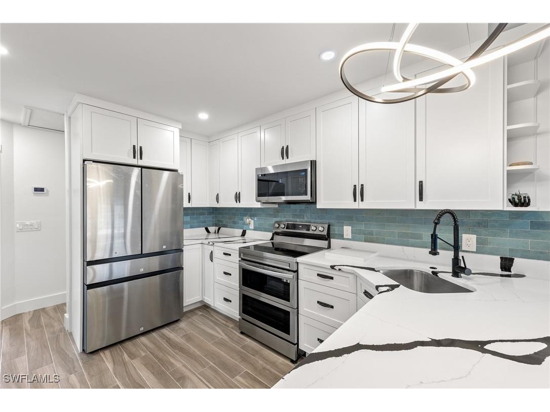 838-840 Rabbit Road Sanibel FL 33957 224085910 image21