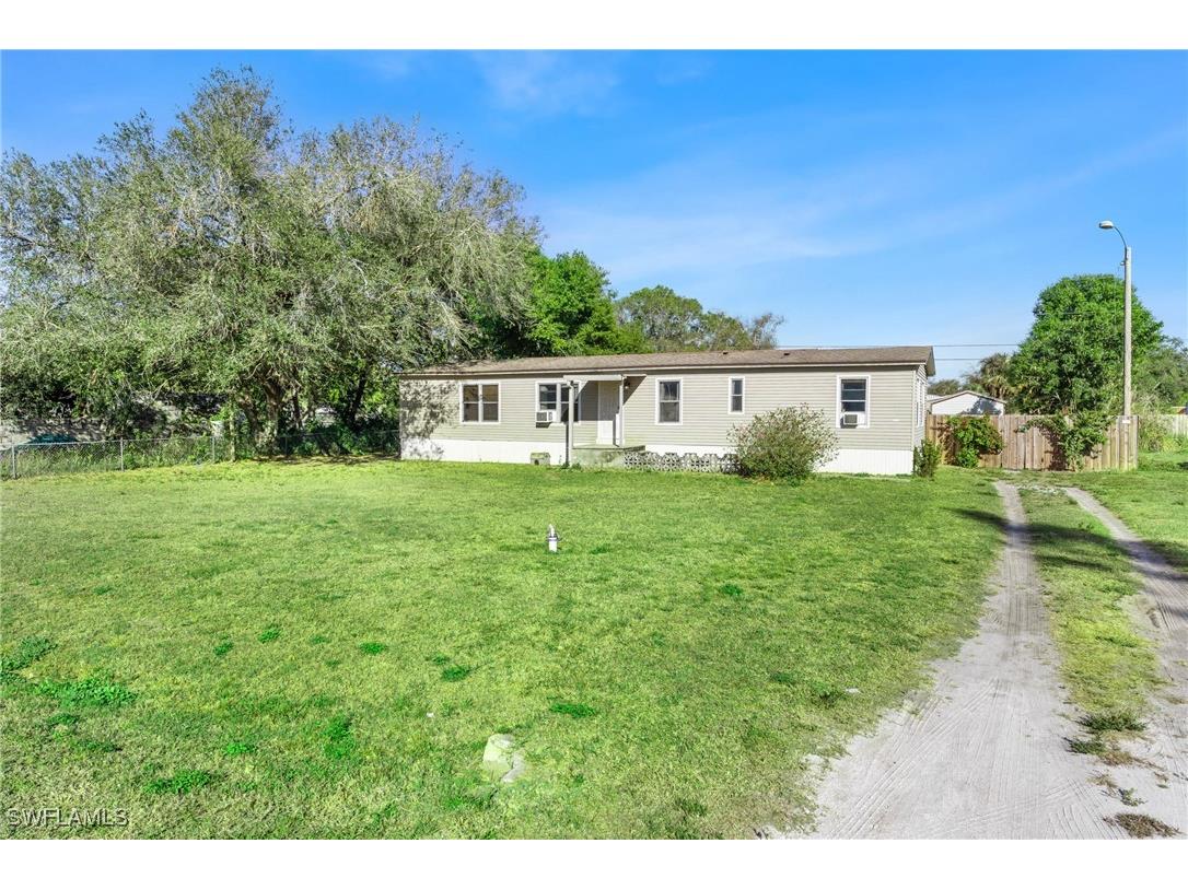 8405 Nault Road North Fort Myers FL 33917 225013696 image32