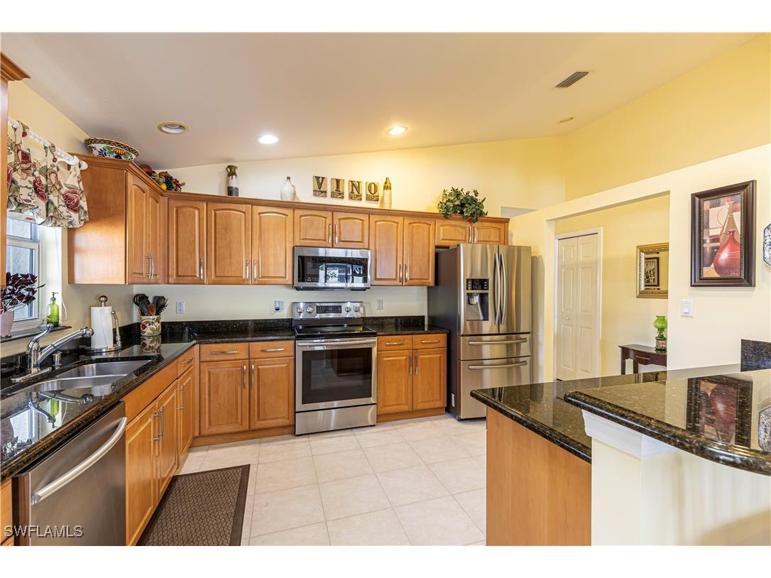 841 Charlemagne Boulevard Naples FL 34112 225043393 image10