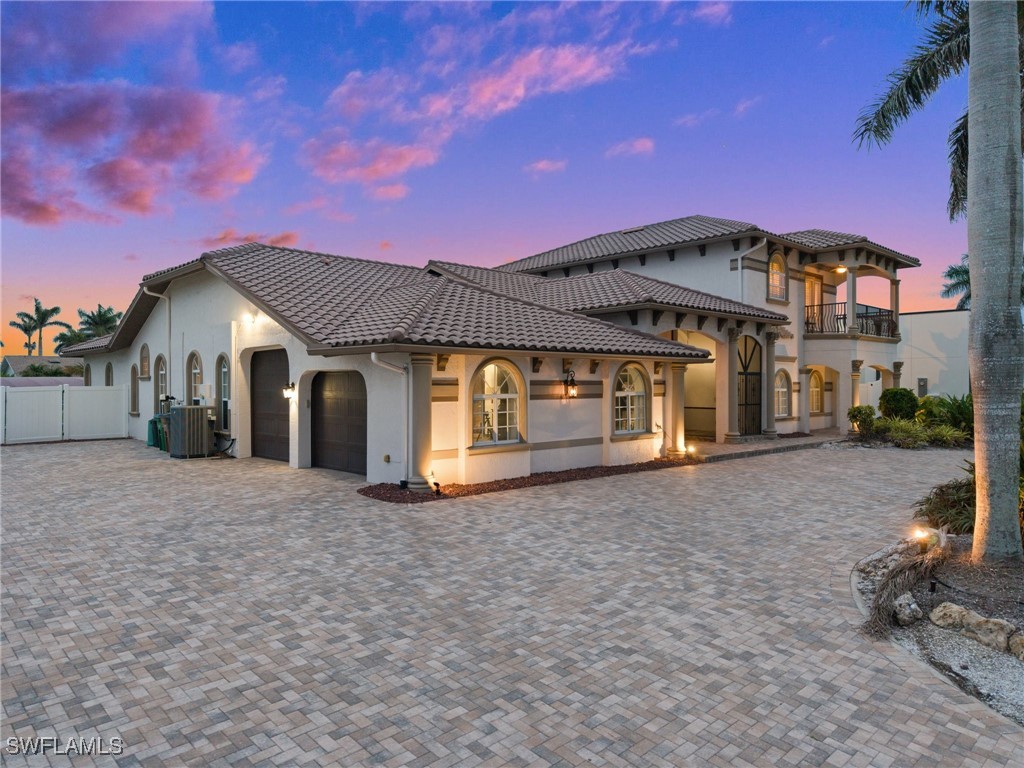 842 Miramar Court Cape Coral FL 33904 225046278 image2