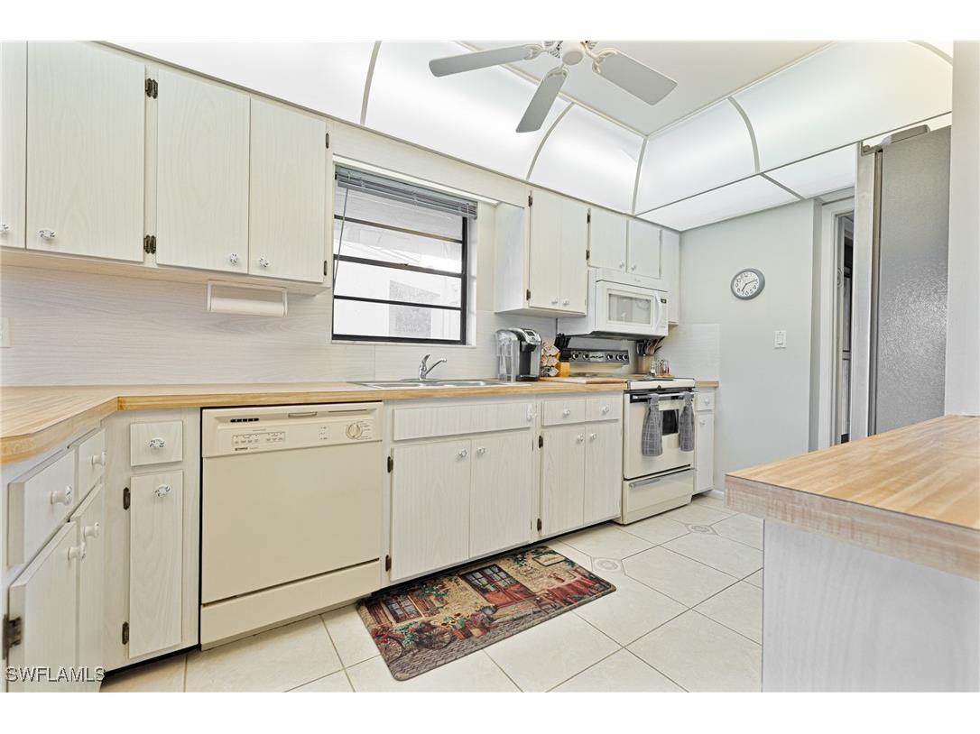 845 Collier Court #503 Marco Island FL 34145 225031023 image20