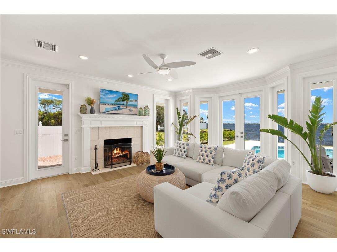 8451 Casa Del Rio Lane Fort Myers FL 33919 225038187 image18