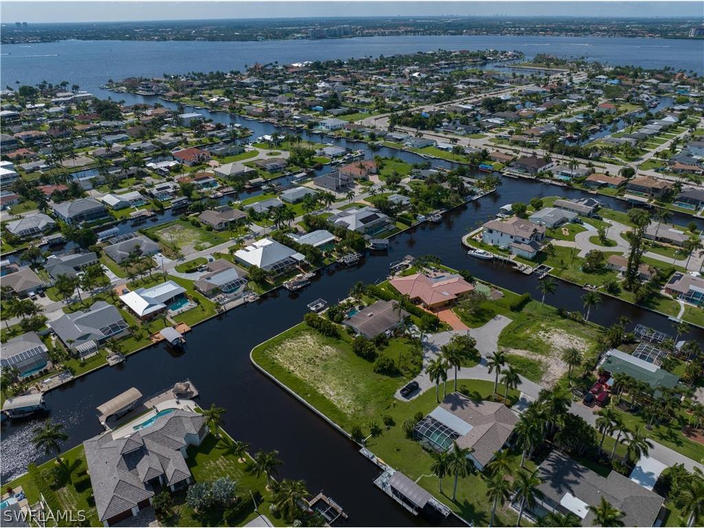 846 Montclaire Court Cape Coral FL 33904 224057793 image7
