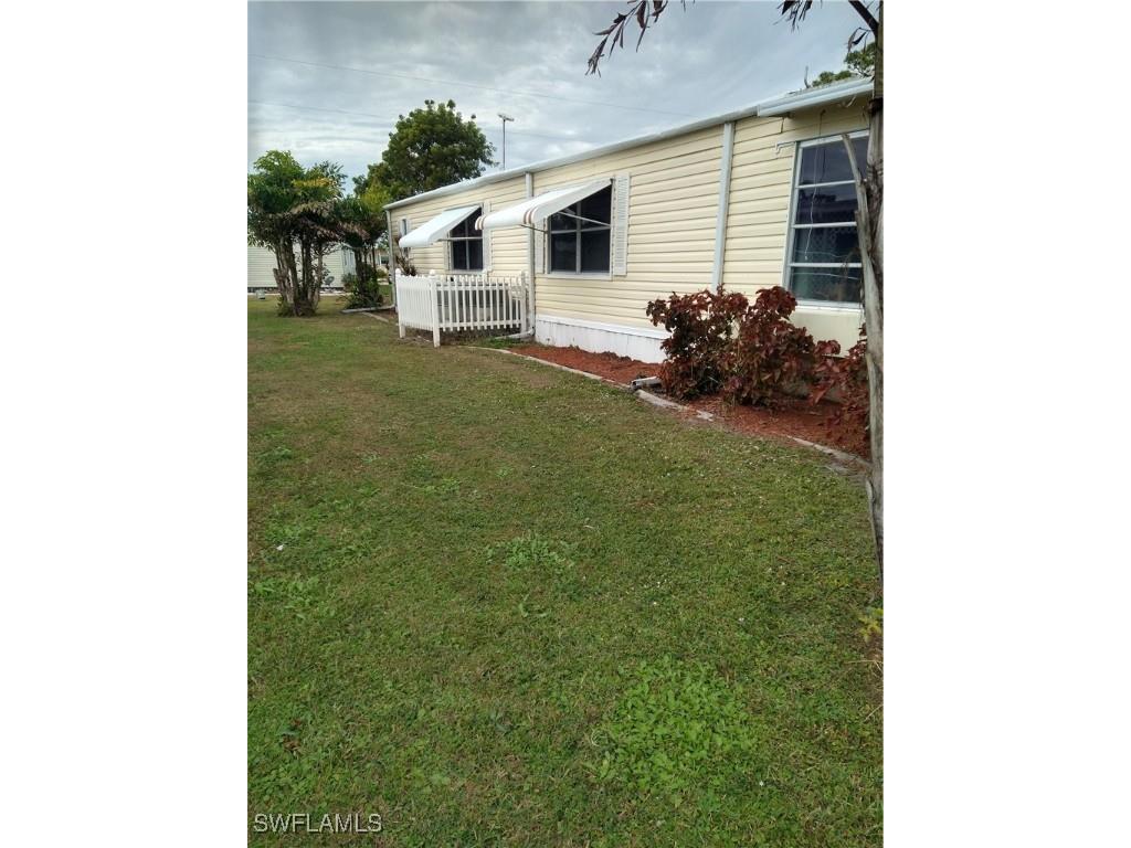 851 Holly Berry Court North Fort Myers FL 33917 224084427 image4