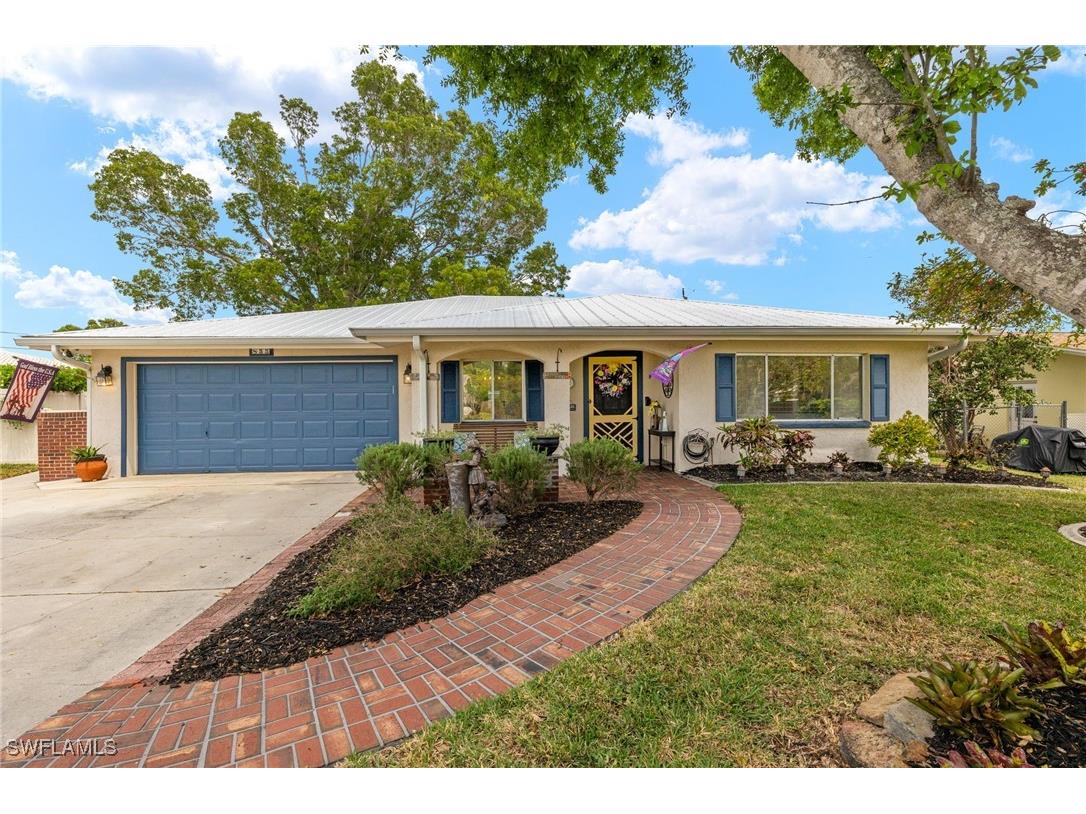 855 Entrada Drive S Fort Myers FL 33919 225031554 image1