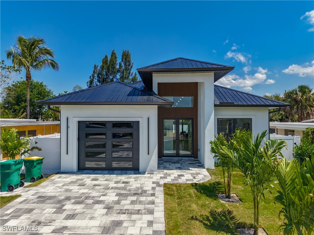 857 95th Avenue N Naples FL 34108 225049153 image1